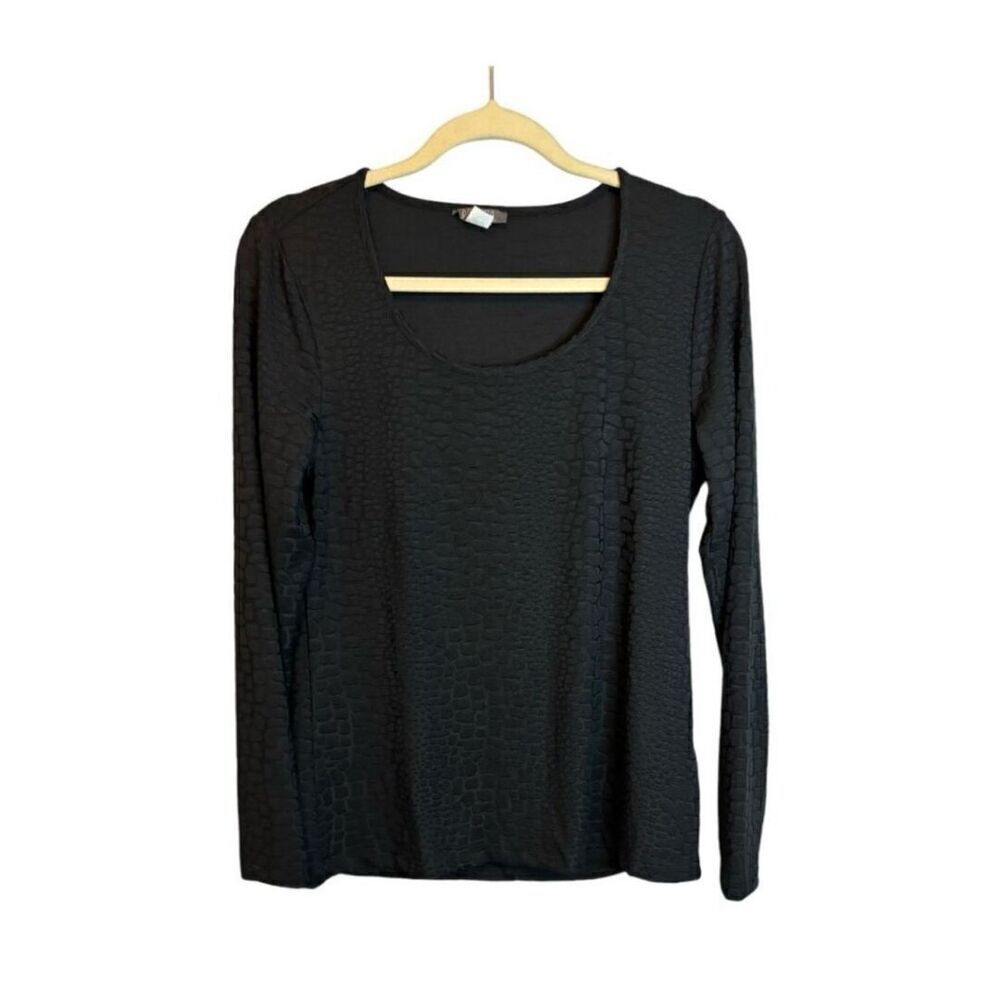 Dolcezza Round Scoop Neck Croc Print Top - Medium